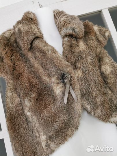 Жилнтка меховая болеро M&S per una L