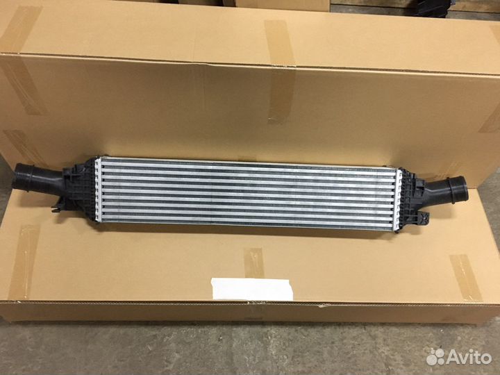 Интеркулер Audi A4 B8 A5 8T Q5 8R A6 C7 A7 4G