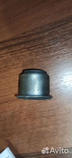 Сайлентблок подушка двс Peugeot Z13156 1809.21