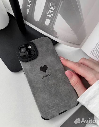 Чехол на iPhone 14