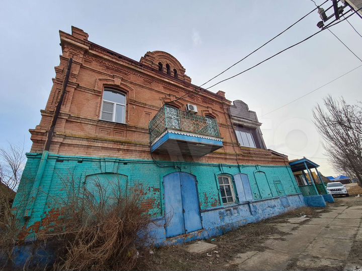 Коттедж 470 м² на участке 35 сот.