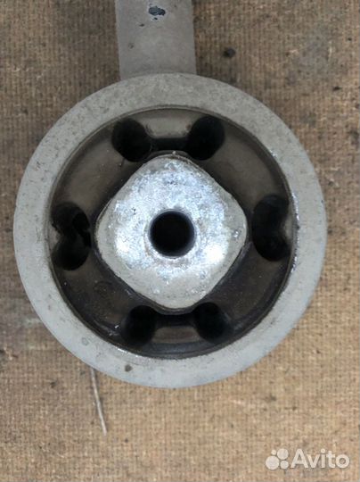 Опора кпп mitsubishi colt