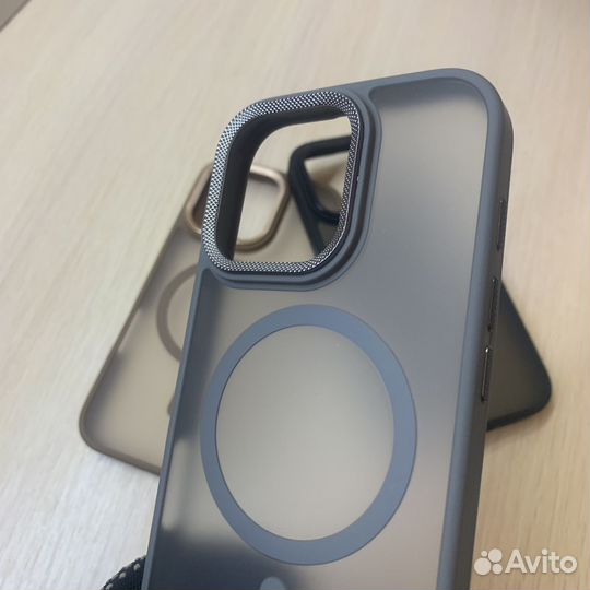 Чехол на iPhone 16 Pro MagSafe MetSafe серый