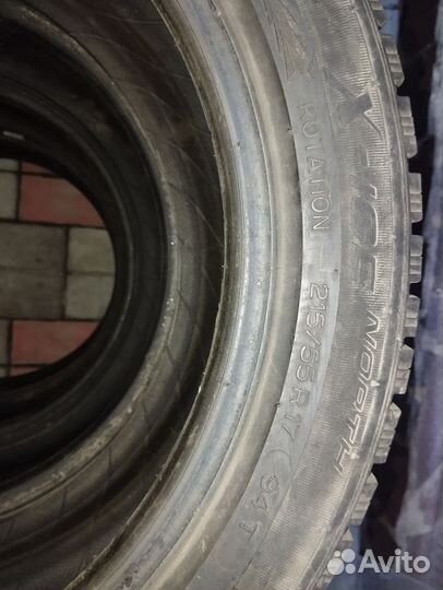 Michelin X-Ice North 215/55 R17 94T