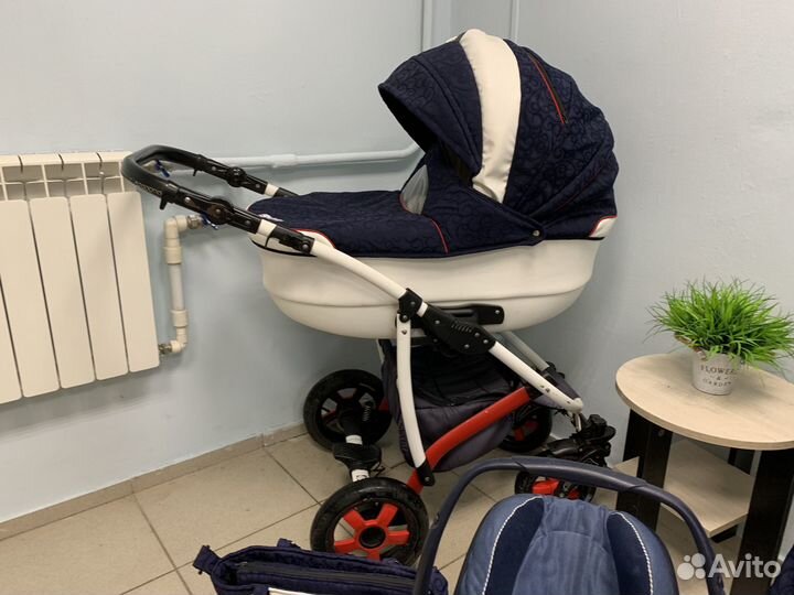 Коляска 3 в 1