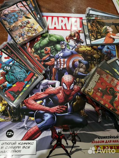 Наклейки Marvel 80 Years