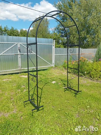 Арка садовая