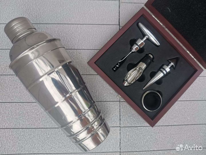 Набор для вина новый, в упаковке