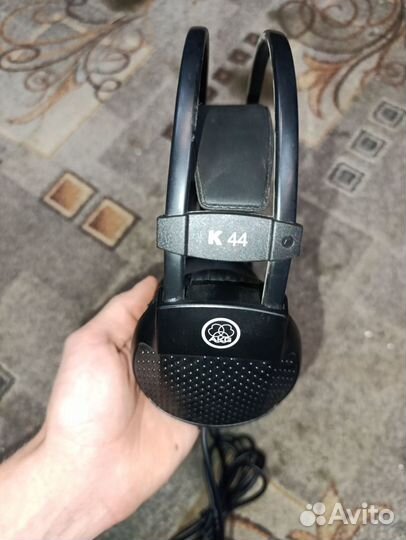 Наушники AKG K44