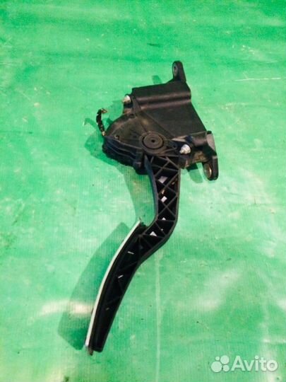 Педаль газа Chrysler 300C