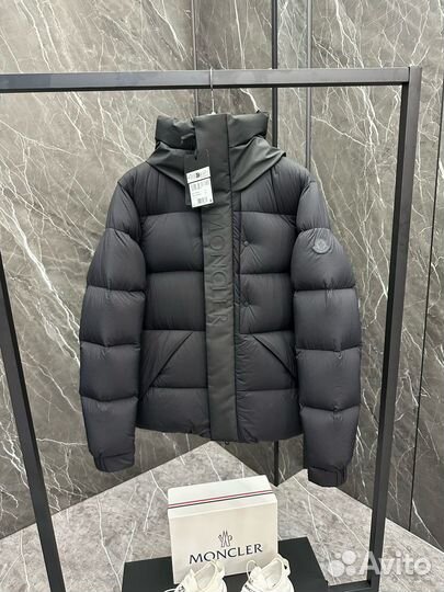 Пуховик moncler