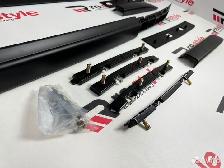 Рейлинги Mitsubishi Outlander с13г Черные R2050