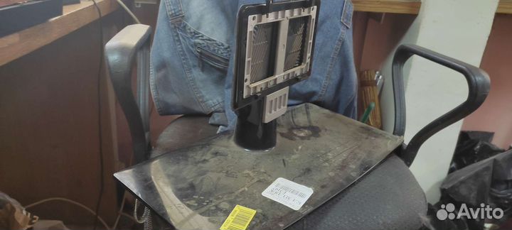 Подставки для телевизоров разные