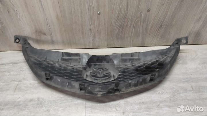 Решетка радиатора Mazda 6 GJ6A50712