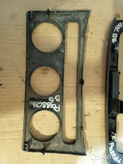 Рамка центральная в торпедо Volkswagen Passat B6