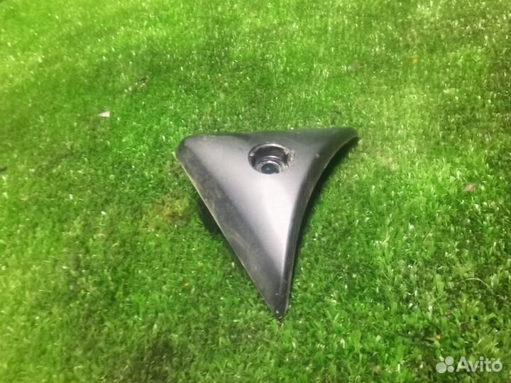 Уголок двери передний правый Citroen C4 седан 1.6