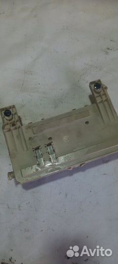 Блок предохранителей в салон Форд Фокус 2