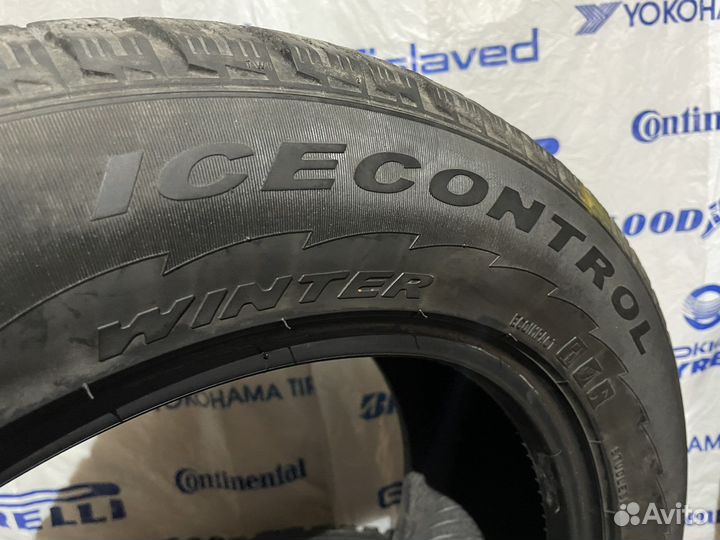 Pirelli Winter Ice Control 225/55 R16