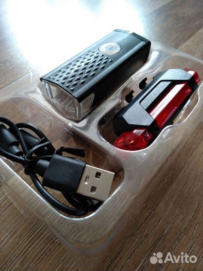 Фонарик на велосипед комплект