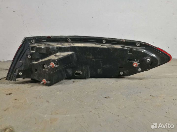 Фонарь задний Mersedes-Benz GLE Coupe W292