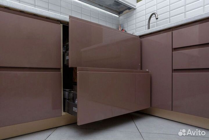 Современная кухня по вашим размерам