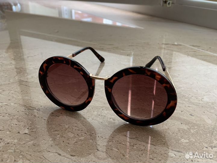 Женские и мужские солнечные очки