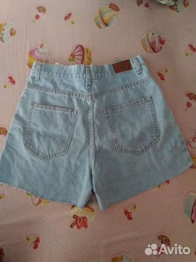 Джинсовые шорты