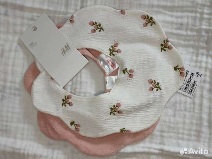 Слюнявчик нагрудник hm новый