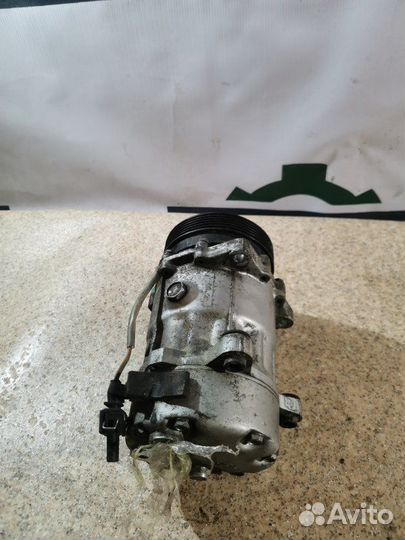 Компрессор кондиционера Volkswagen Golf AKL 1.6