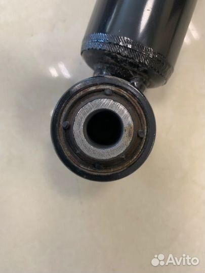 Амортизатор задний задний Kia Stinger седан G4KL