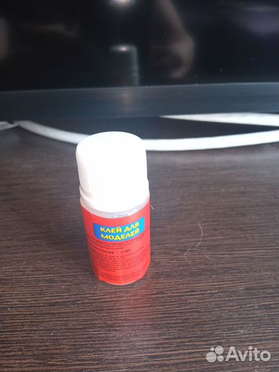 Клей для сборных моделей