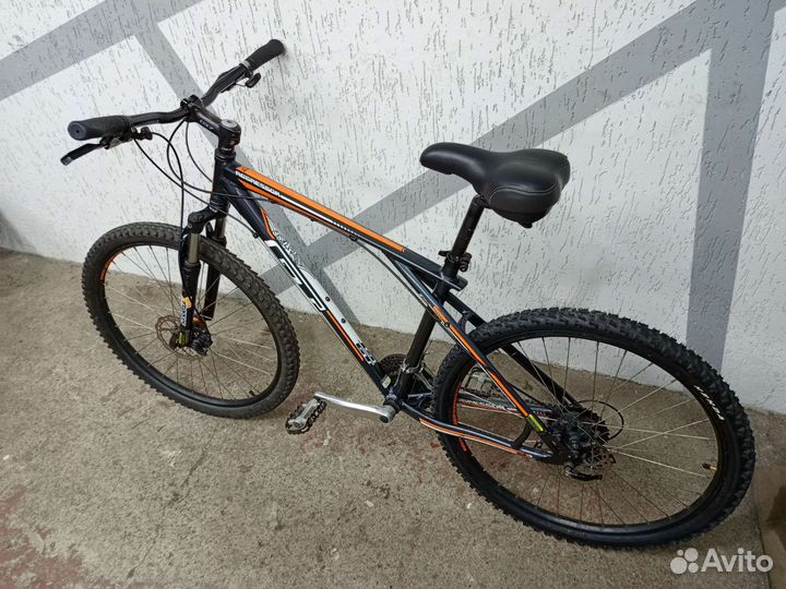 Велосипед GT avalanche 2.0, M