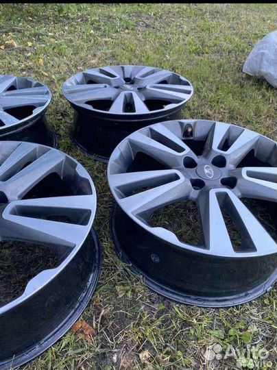 Колёса LADA vesta крос r17