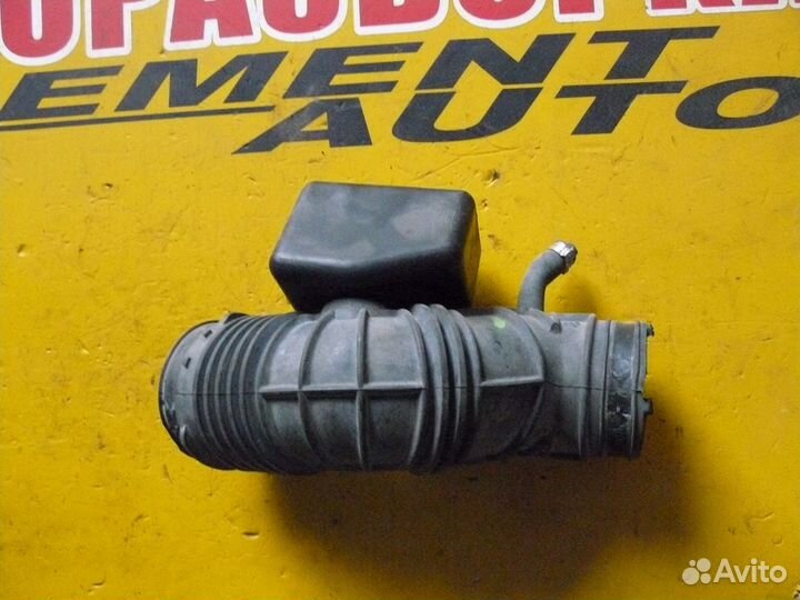 Патрубок воздушного фильтра для Volvo S80