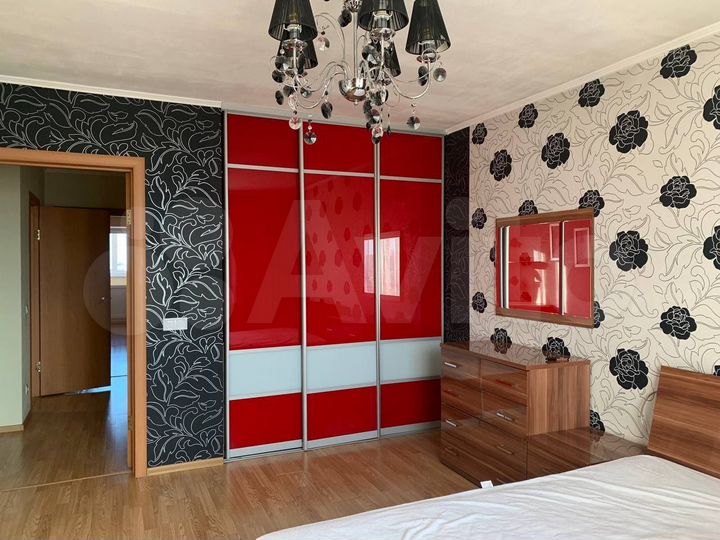 3-к. квартира, 100 м², 15/16 эт.