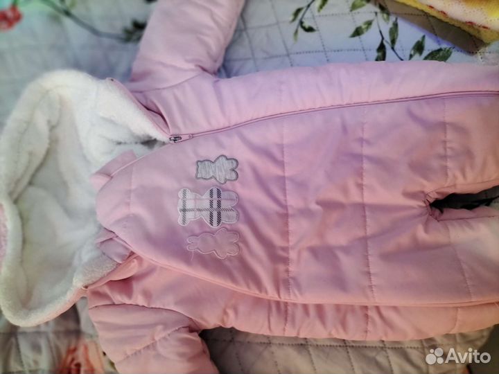 Зимний комбинезон для девочки