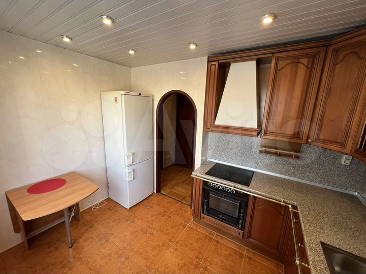 3-к. квартира, 72 м², 6/9 эт.