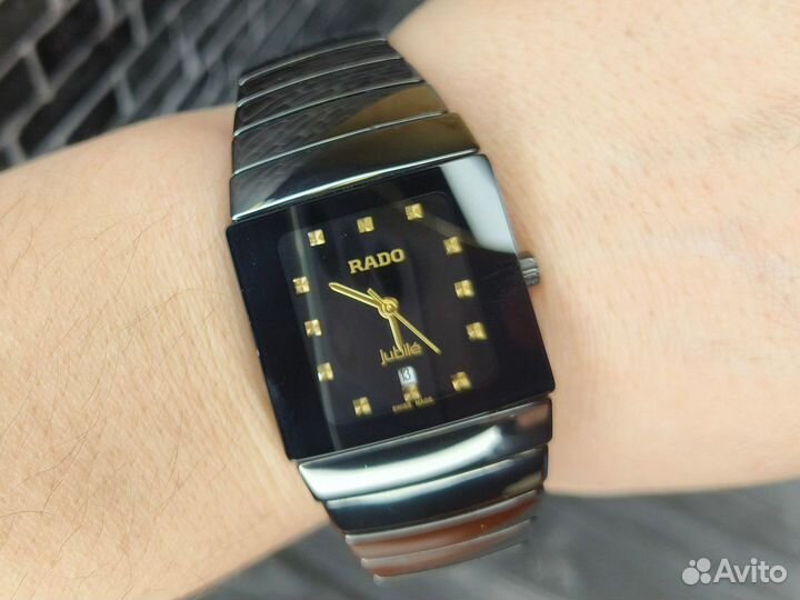 Керамические женские часы Rado