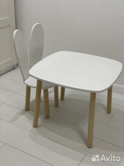Детский стол и стульчик
