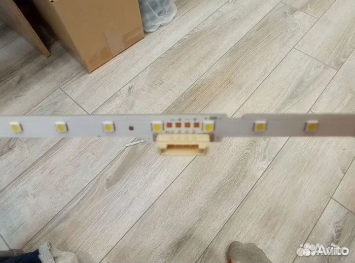 Подсветка на Samsung UE49NU7300 и UE49NU7100