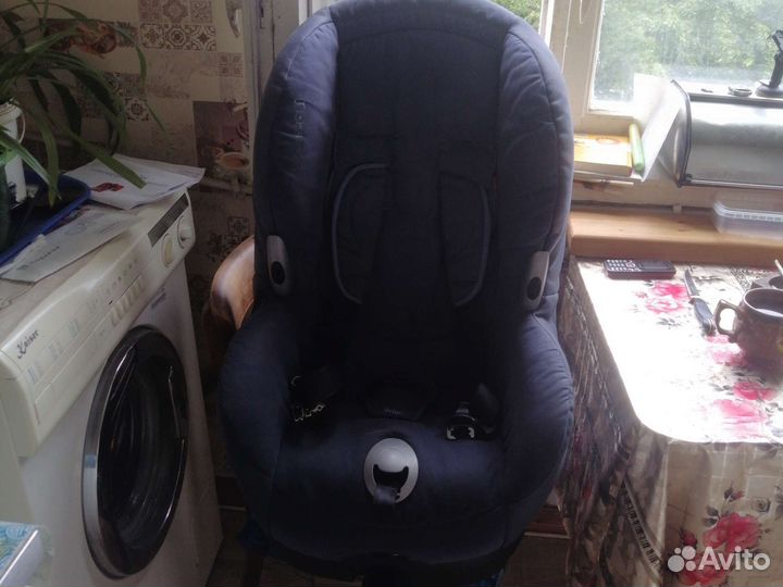 Детское автокресло 9 до 36 кг бу maxi-cosi priori