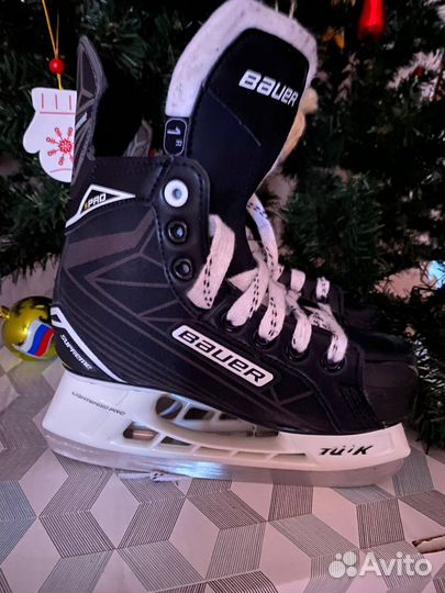 Коньки хоккейные бауер