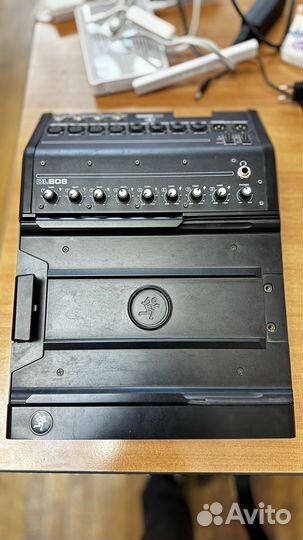 Микшерный пульт Mackie DL806