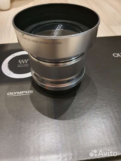 Olympus OM-D E-M1 с объективами 17 25 60 7.5