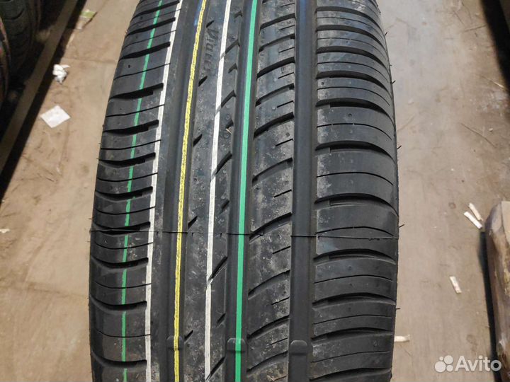 Viatti Strada Asimmetrico V-130 205/50 R17