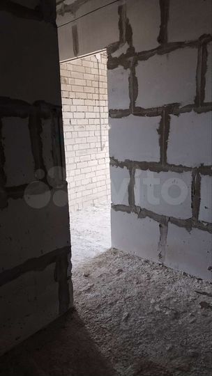 2-к. квартира, 65 м², 3/9 эт.