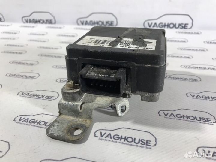 Реле бензонасоса Ford Focus MK 1 2001