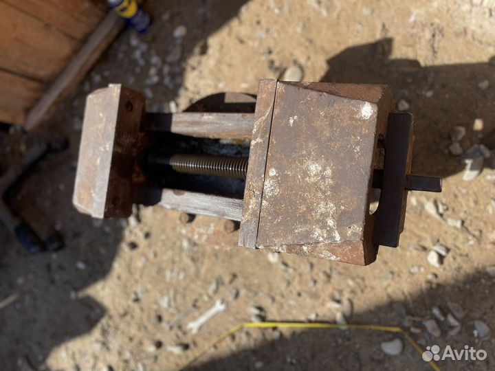 Тиски станочные 250 мм СССР