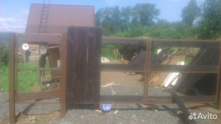 Бригада выполнит установку заборов и ворот