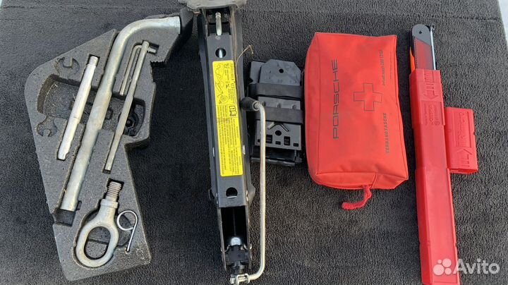 Комплект помощи в дороги Порше Кайен 955/957